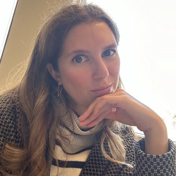 Meet your Posher, Shoshanah - Picture 1 of 1